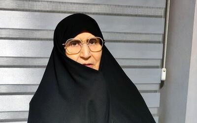  واکنش دختر امام خمینی(ره) به شهادت رهبر انقلاب
