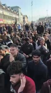  به سر و صورت زدن خارجی ها هنگام اطلاع از خبر شهادت رهبر انقلاب + فیلم