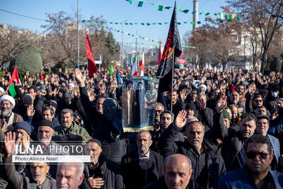  تجمع سوگواران رهبر شهید انقلاب در قزوین