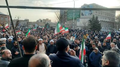  ارومیه یکپارچه عزا و ماتم شد/ پرچم عزا در میدان انقلاب به اهتزاز در آمد