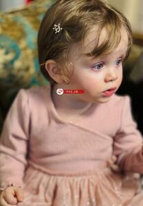  عکس: شهیده زهرا محمدی گلپایگانی نوه ۱۴ماهه رهبر انقلاب