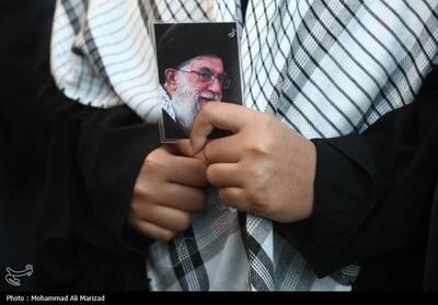  رهبر من، طلایه دار لاله هایی... - تسنیم
