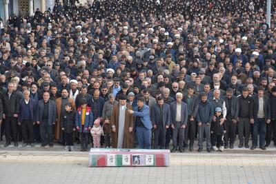  پیکر شهید مهدی عباسی در شهرکرد تشییع شد + فیلم