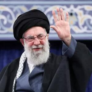  روزه‌داران شهرکرد از ویژگی‌های رهبرشان گفتند+ فیلم