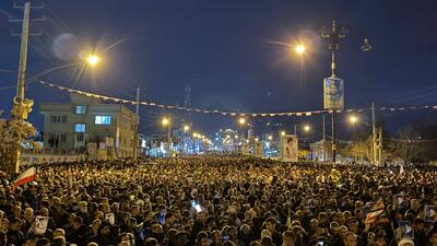  یاسوج در سوگ رهبر شهید انقلاب/شب عزاداری باشکوه با حضور گسترده مردم+ فیلم