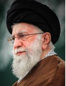  رهبر انقلاب اسلامی ایران به شهادت رسیدند