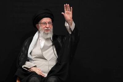  امام خامنه‌ای (ره) اسطوره‌ای ماندگار در قلب تاریخ