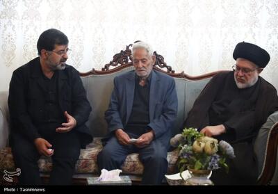  حضور مسولان قم در منزل پدری سرلشکر شهید موسوی - تسنیم