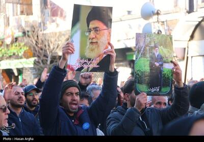  امروز وظیفه‌ نخبگان صیانت از گفتمان استقلال  و عدالت است - تسنیم