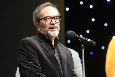  کارن همایونفر مارش نظامی نواخت