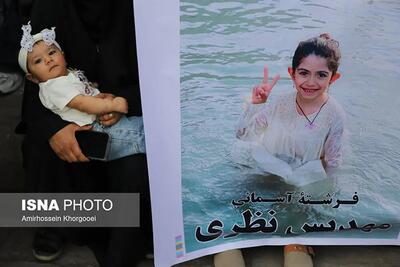  تصاویر جگرسوز از دانش آموزان شهید مینابی در کفن