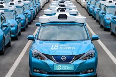  فعالیت روبوتاکسی چینی در دوبی تعلیق شد