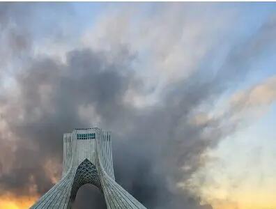  نمای عجیب از میدان آزادی بعد از حمله + تصویر