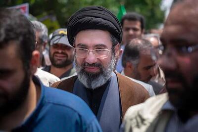  مهر: حجت‌الاسلام مجتبی خامنه‌ای در سلامت کامل است