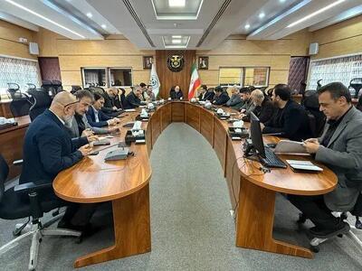  رفع موانع فعالیت تامین‌کنندگان کالاهای اساسی/ تلاش شبانه روزی برای آرامش بازار