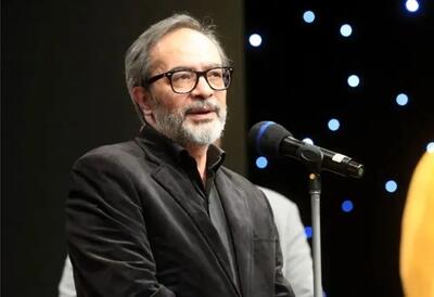  کارن همایونفر مارش نظامی نواخت