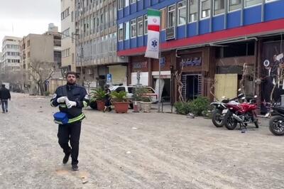  آسیب به ۸ خودروی اورژانس تهران در حملات هوایی روز گذشته | تداوم امدادرسانی