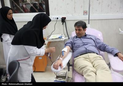  از بازدید استاندار کرمان در انتقال خون تا اهدای خون - تسنیم