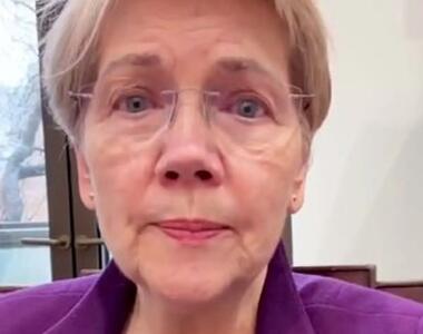  واکنش سناتور وارن به جلسه محرمانه درباره ایران