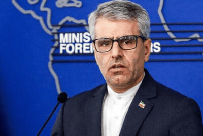 واکنش بقائی به بمباران کاخ گلستان: محو میراث فرهنگی هدف آنان است
