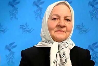  «رابعه مدنی» در دوران کودکی و در اواخر دهه 20