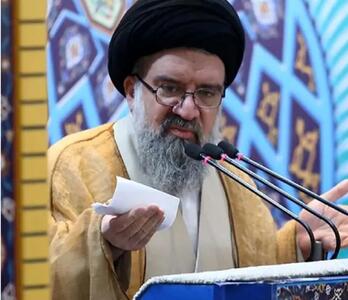  احمد خاتمی: در اولین فرصت رهبری تعیین می‌شود