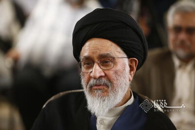  نامه آیت الله محقق داماد به پاپ: آیا از یک مدعی پیروی از عیسی مسیح (ع) انتظار دوستی و مهربانی است یا ارتکاب جنایات جنگی؟