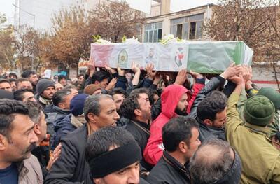  مردم قوچان در تشییع شهید مدافع وطن فریاد انتقام سر دادند