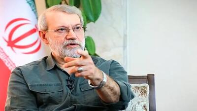  علی لاریجانی خطاب به ترامپ: این بود سرودی که برای آزادی در ایران ساز کردید؟!