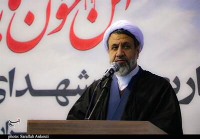  امام جمعه کرمان: مراقب ابزار ترس، فریب و نفوذ دشمن باشید - تسنیم