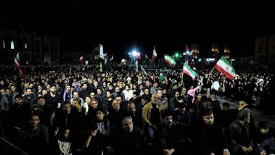  تصاویری از اجتماع مردم در رشت