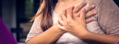  سوزش سینه؛ علت‌ها و راهکارهای مؤثر برای کاهش آن