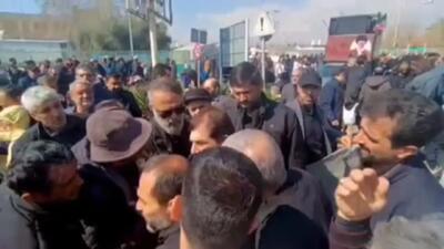  محمد مخبر: مردم ایران از هر حادثه غم‌انگیز، هنرمندانه یک حماسه می‌سازند + ویدئو
