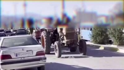  حمل پهپاد هرمس منهدم‌شده با تراکتور در خرم‌آباد