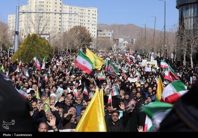  خروش زنجانی‌ها در نخستین جمعه پس از شهادت رهبر انقلاب - تسنیم
