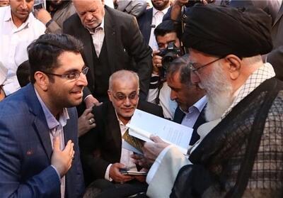  دعای خاص رهبر انقلاب در حق یک شاعر - تسنیم