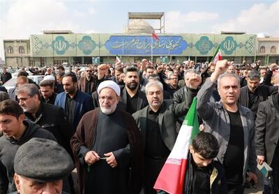  مردم ایران پای انقلاب شان ایستاده اند - تسنیم