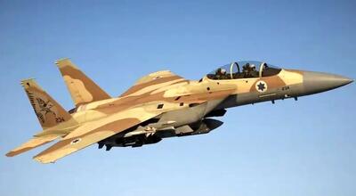  لحظه ساقط کردن اف 15 آمریکا توسط اف 18 کویت!