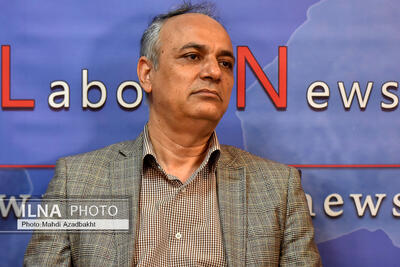  زخم پشت زخم بر پیکر وطنی که غریب و تنها در میان گرگان گرفتار آمده است