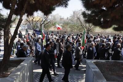  برگزاری مراسم گرامیداشت شهدای جنگ اخیر و روز درخت‌کاری در دانشگاه آزاد اسلامی مشهد (۱۶ اسفند ۱۴۰۴)
