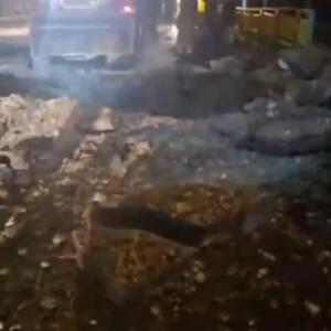  محل برخورد راکت در حوالی میدان آزادی تهران +‌ ویدئو