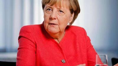  صدراعظم سابق آلمان، از کشورهای اروپایی خواست تا در مواجهه با بحران‌ها و جنگ‌های جهانی متحد و یکپارچه بایستند