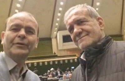  جدا کردن صف رئیس‌جمهور از رزمندگان، خیانت است