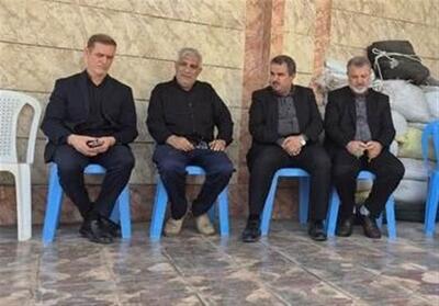  دیدار با خانواده شهدای جنگ رمضان در برازجان - تسنیم