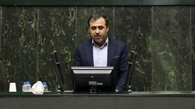  حمله شب گذشته فقط به ۴ انبار نفتی بود و قابل جبران است/ نیازی به ایستادن در صف‌های طولانی بنزین نیست/ تدابیر لازم اندیشیده شده بود