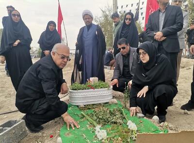 ادای احترام مهاجرانی به شهدای مدرسه شجره طیبه میناب