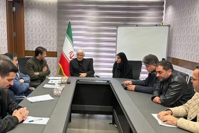  حضور معاون اول دولت در ستاد مدیریت بحران وزارت راه و شهرسازی/ انتقال ۱۲۷۱ هزار تن کالا با چهار هزار کامیون در هفته اول جنگ