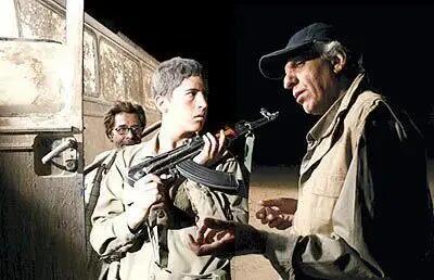  کیومرث پوراحمد و نگاه متفاوت او به جنگ در «اتوبوس شب»