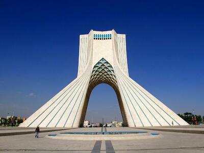  میدان آزادی بعد از باران سیاه امروز