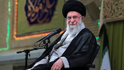  فیلم چیدمان ساده و گیرای خانه رهبری انقلاب ! / از آشپزخانه و کمد لباس هایش تا فرش های زیبایش !